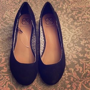 Black Daisy Fuentes shoes